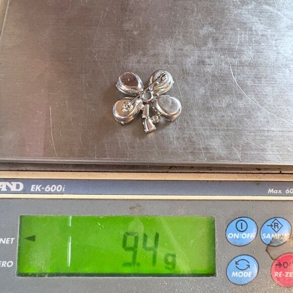 VTG Silver Tone White Crystal Four Leaf Clover Brooch Size 1.25" Length - Picture 10 of 10